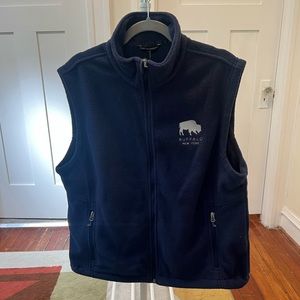 NWT Navy zip-up fleece vest with Buffalo emblem | size L